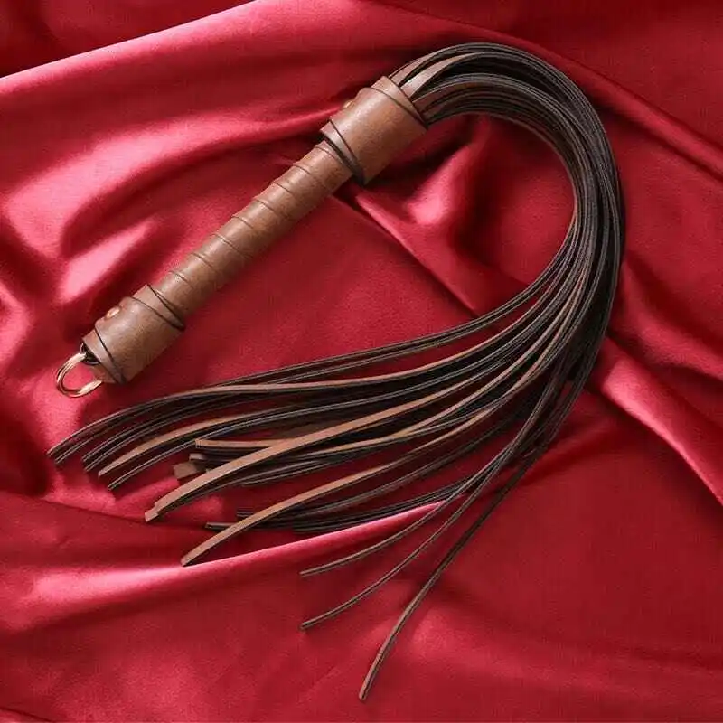 西檬之家-恋足癖是什么？字母圈新人入圈指南